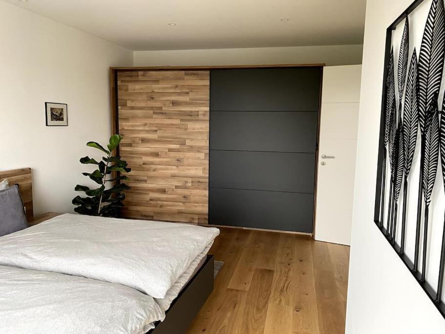 Modernes City-Appartement Neustadt an der Weinstraße Eksteriør billede