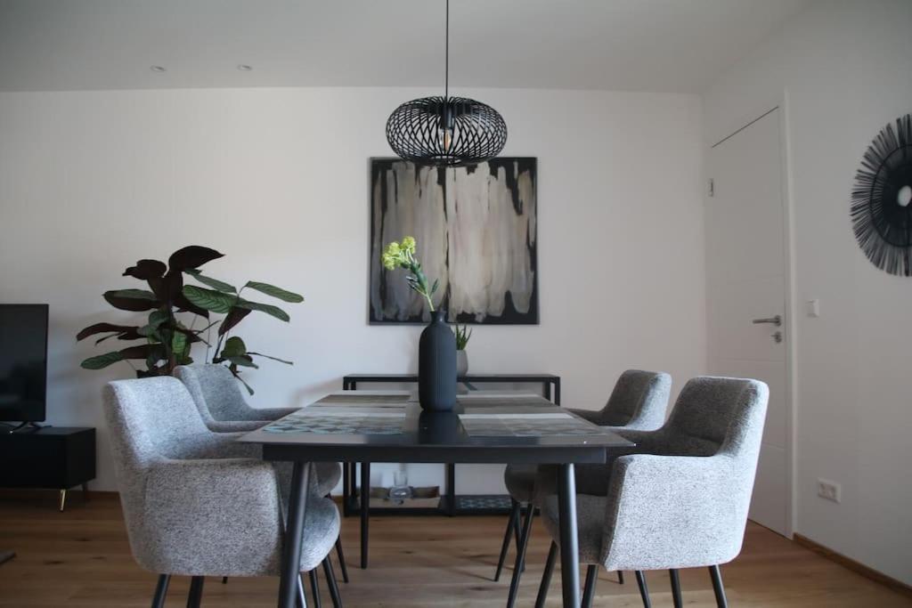 Modernes City-Appartement Neustadt an der Weinstraße Eksteriør billede